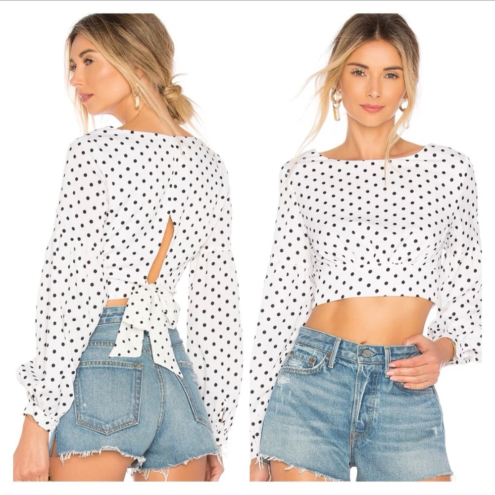 Superdown “Yasmin” Tie Back Crop Top in White & Black - NW Tags. Size S